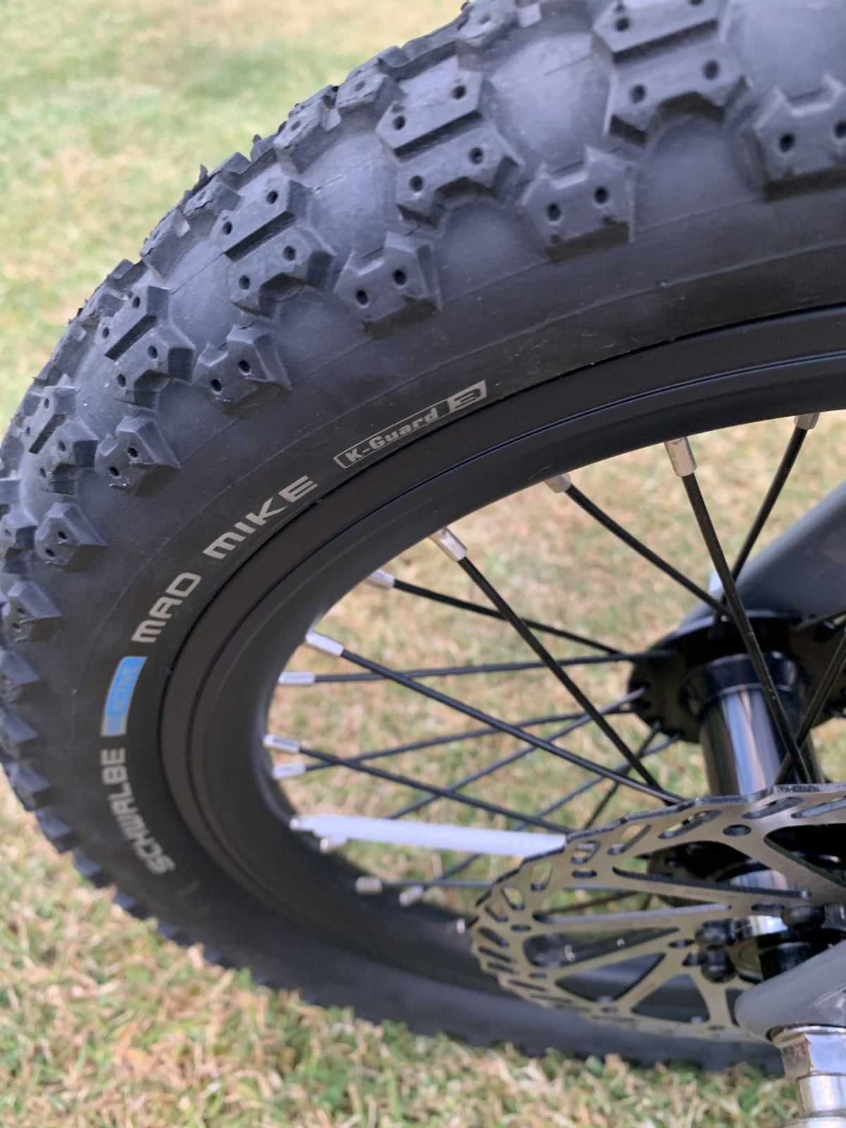 MiRider One Folding Cycle camo , 16-inch Wheels Used.