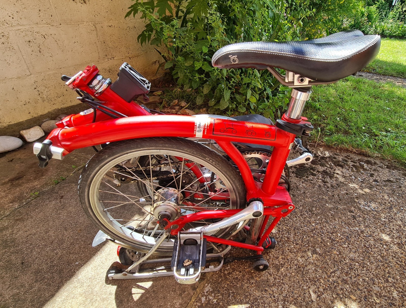 Brompton M6R 6 Speed Folding Bike Red Rear Rack Mudguards UK Made