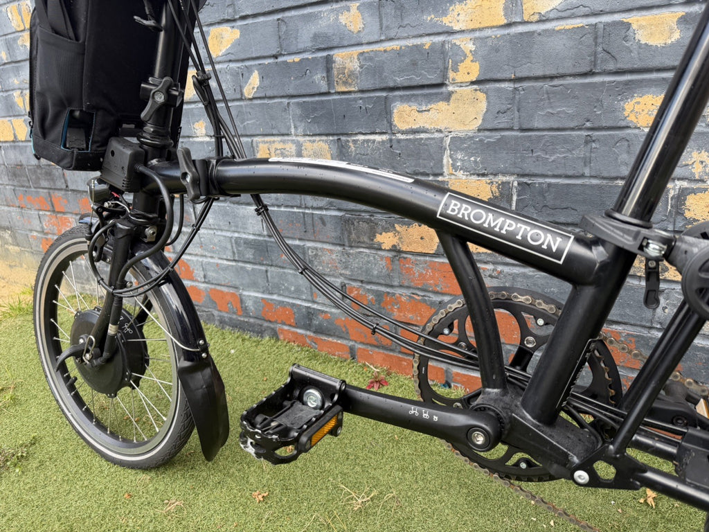 Brompton  P Line Urban Mid Handle Bar Folding Midnight Bike - Black
