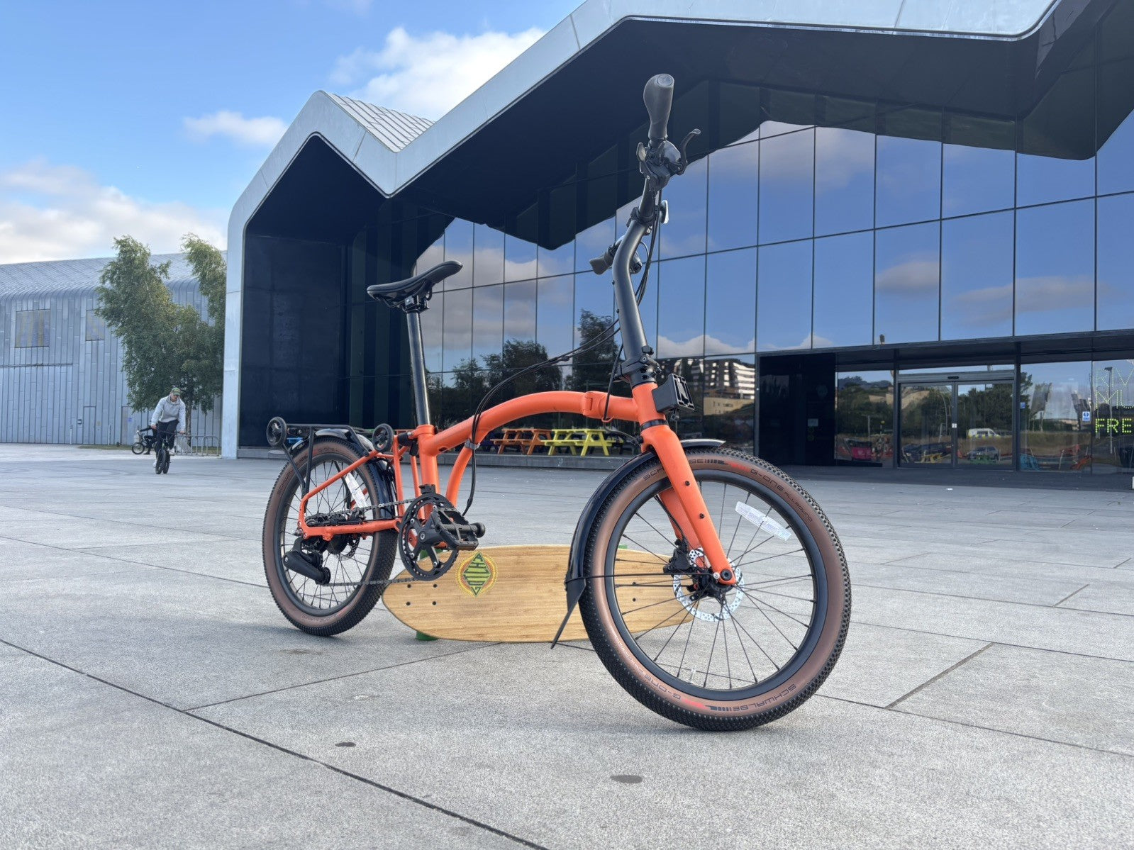 Brompton G Line 8-Speed Orange w/ mudguards and rack