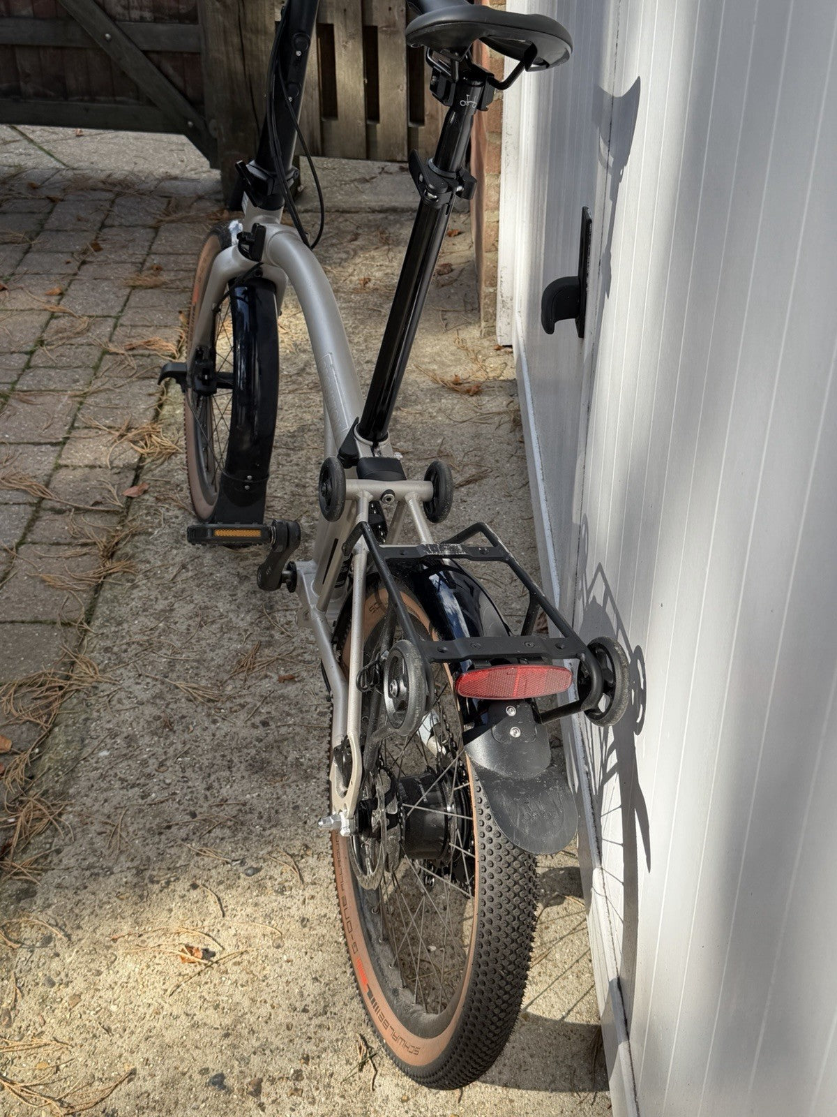 Brompton G Line 8 Speed Folding Bicycle, Traildust White, Large, Brompton Extras