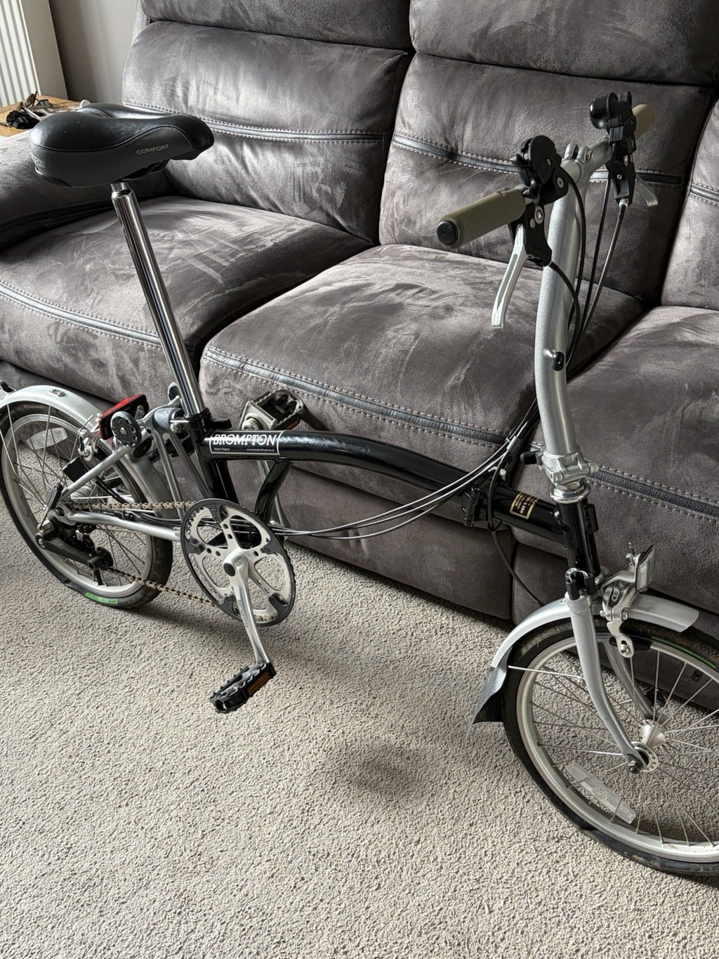 Brompton Folding Bike 16in 31cm Unisex Adults Black/Silver Mudguards