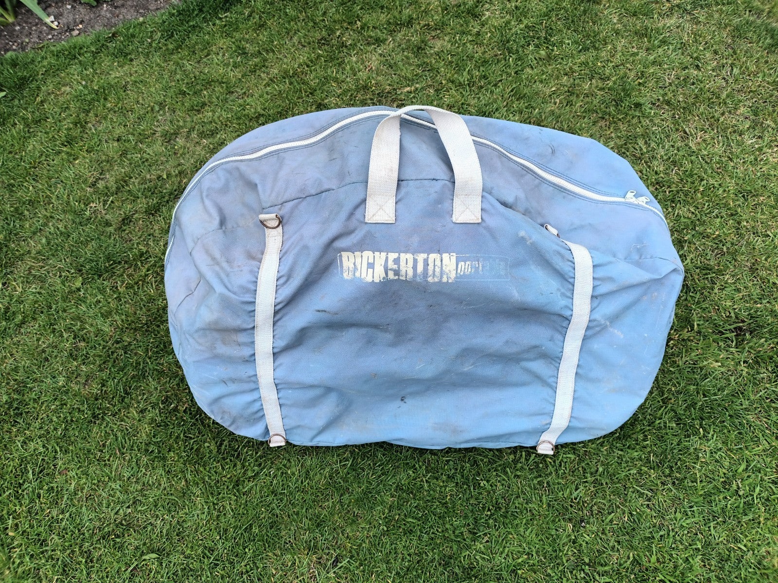 Vintage Bickerton Folding Bike, Good Condition,  White. Rides well + Bag.