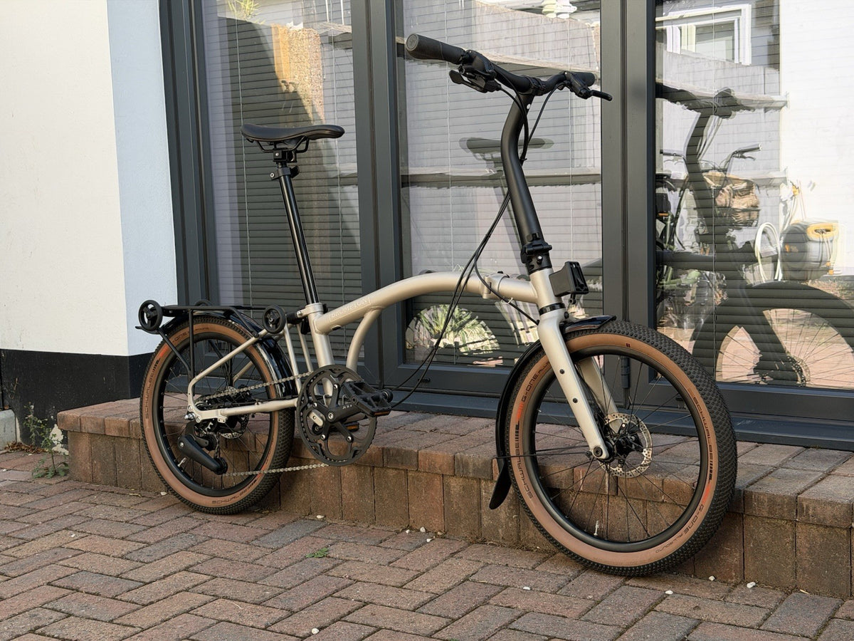 Brompton G-Line w/ Roller Frame - 8 Speed, Traildust White, Excellent, RRP £2600