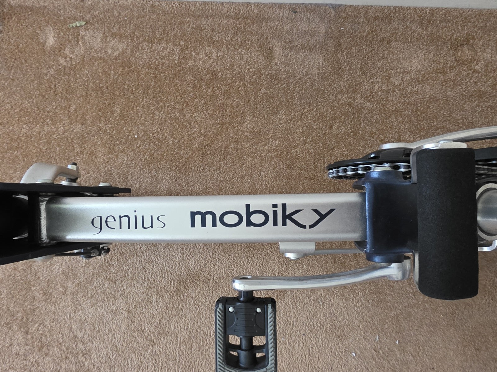 Mobiky Genius Folding Bike 16in Aluminium 1-Speed Mechanical Disc, Silver/Black