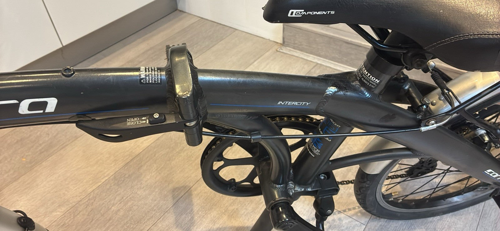 Carrera Intercity 9-Speed Folding Bike RRP £400