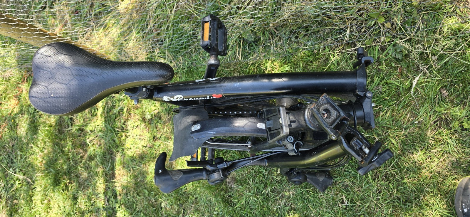 Brompton Folding Bike 6 speed BWR Gears