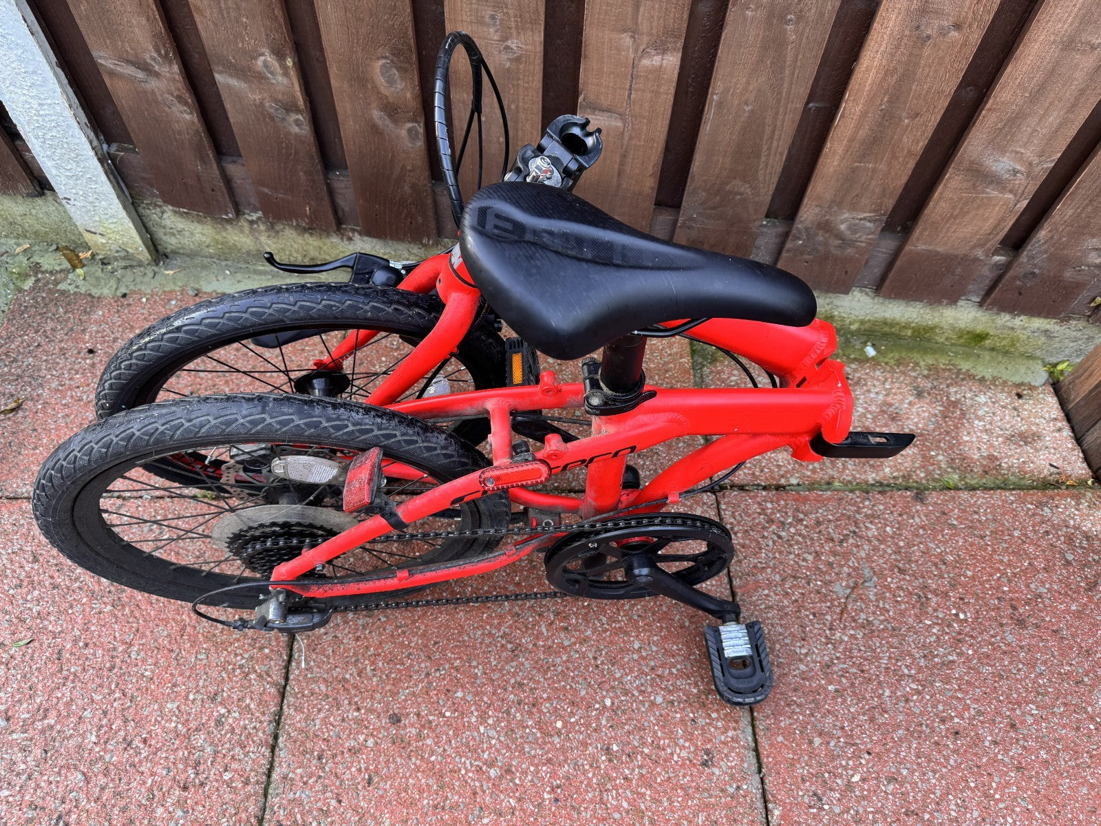 Carrera Intercity Disc 8-Speed Folding Bike