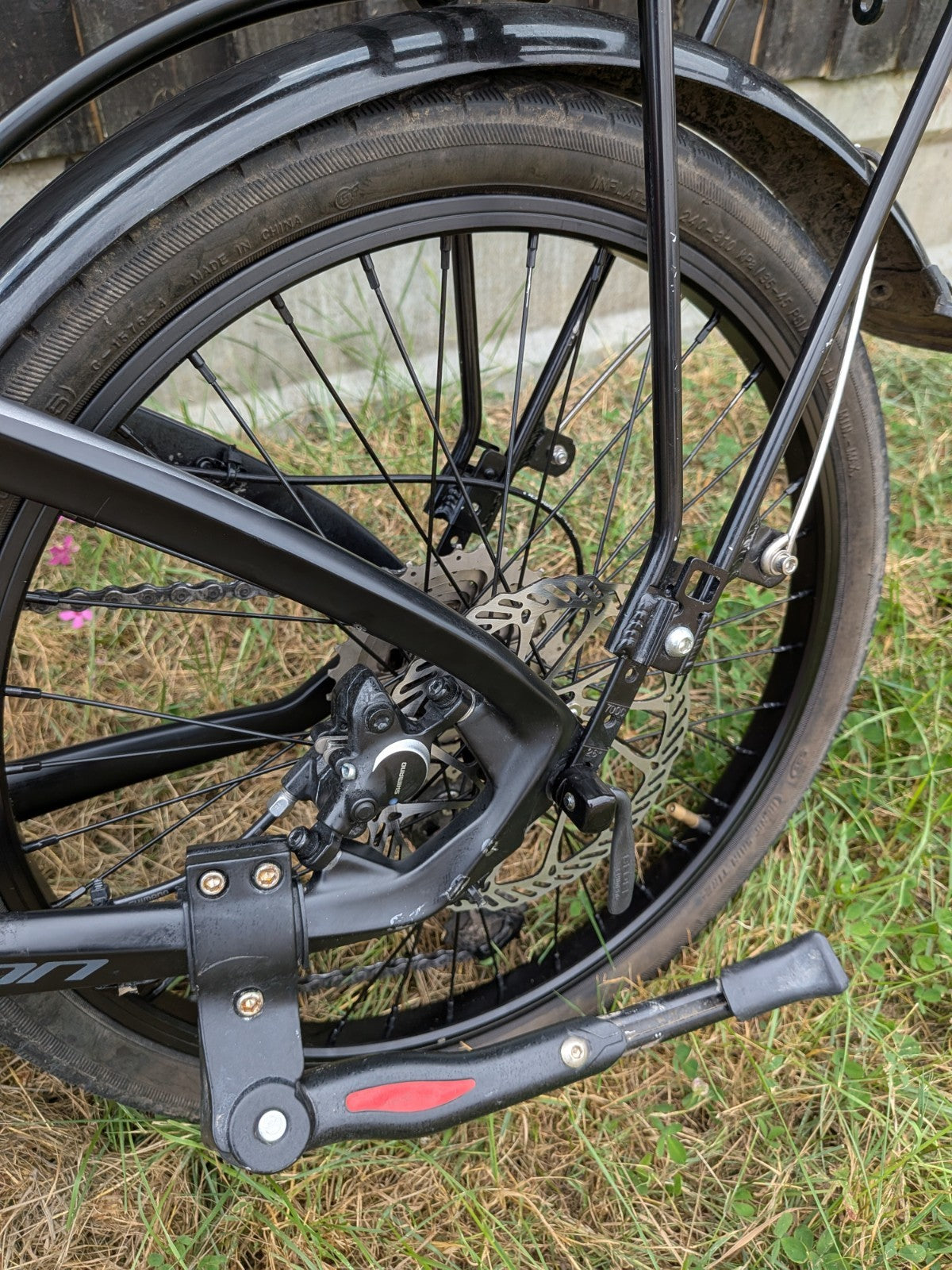 FURO Systems CARBON FRAME Folding Bike 20in 9-Speed Hydraulic Disc Brakes Rack