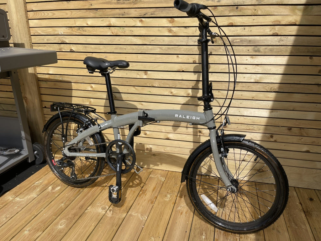 Raleigh Evo Two Folding Bike - Grey – Excellent Condition - White decal