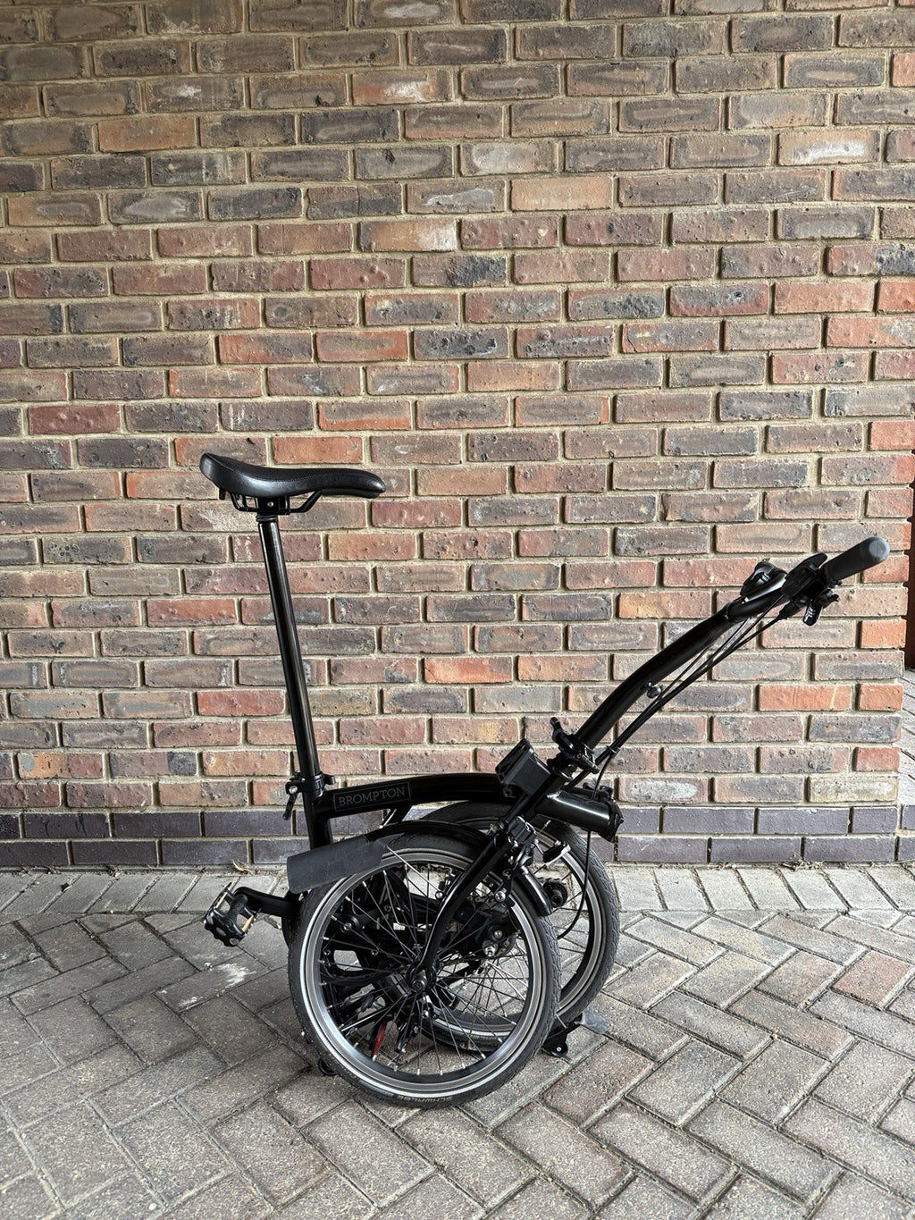 Brompton M6L Black Edition 6 Speed Folding Bike With Toolkit And Messenger Bag
