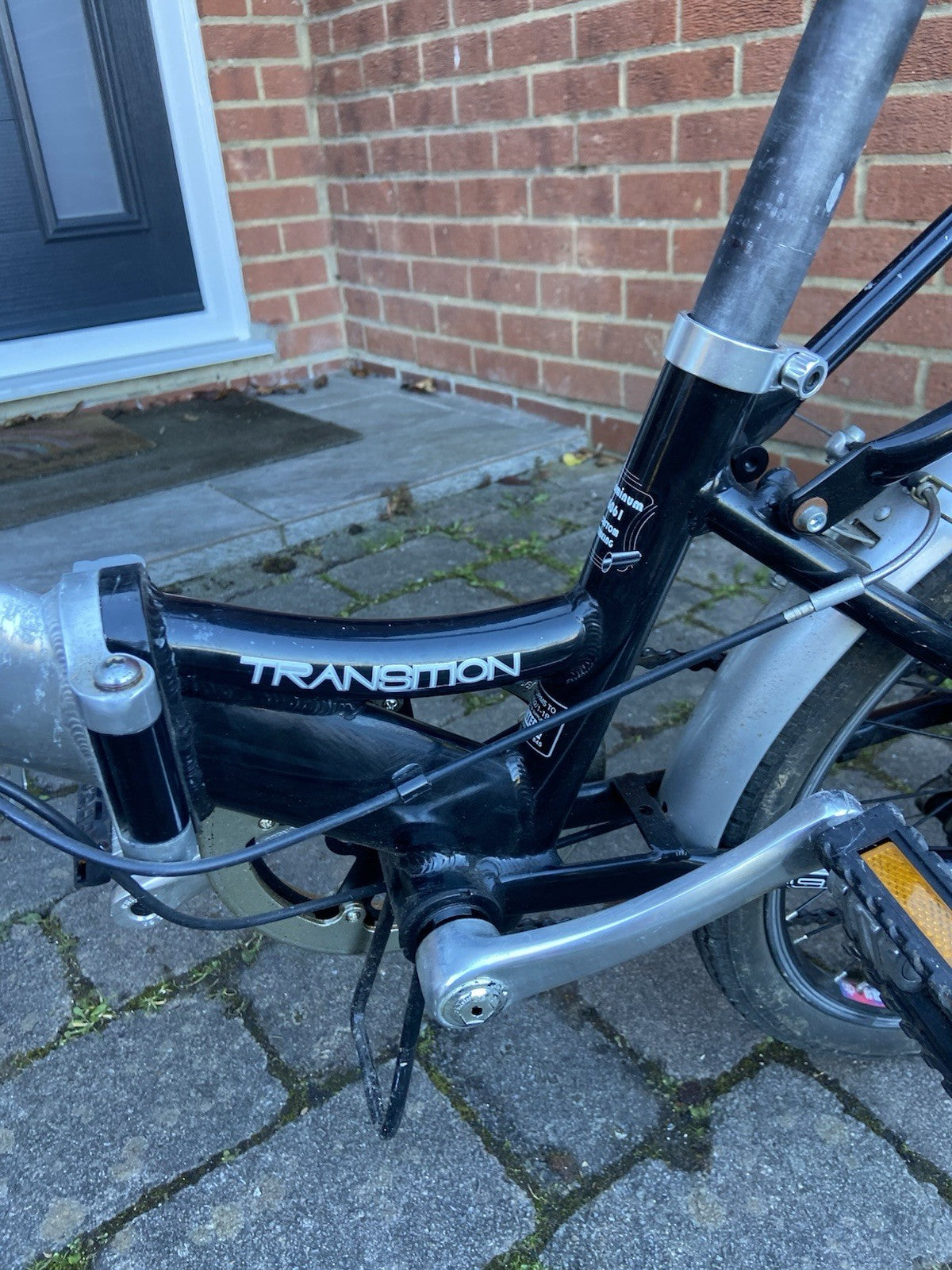 Aluminium Apollo Transition folding bike in good condition with a comfort saddle