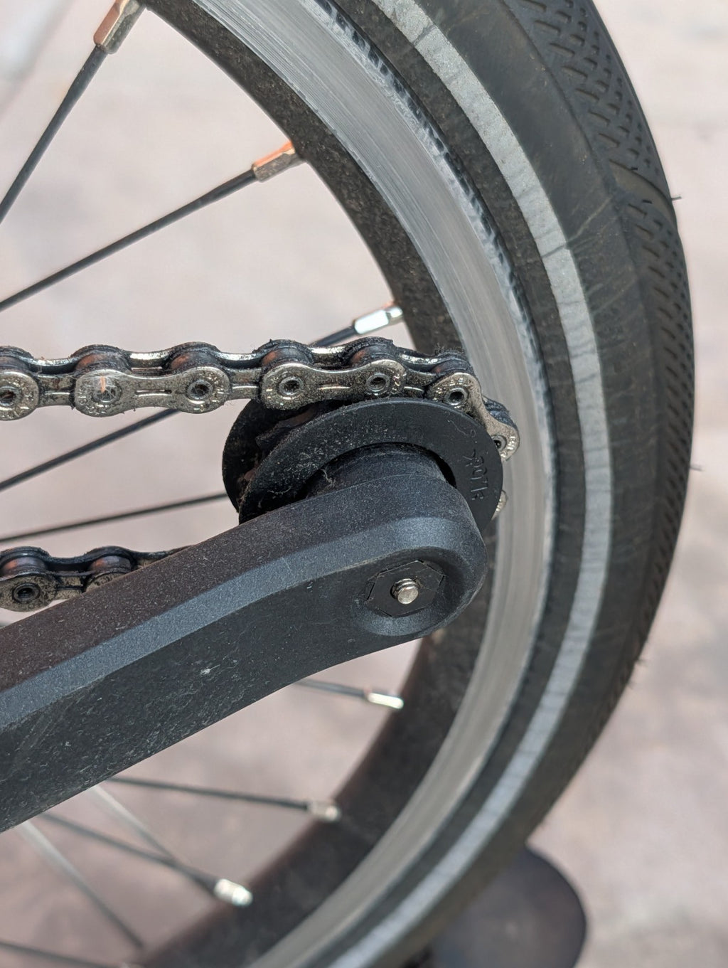 Brompton P-Line 4-Speed - Midnight Black Metallic (Rare Colour) - Late 2022