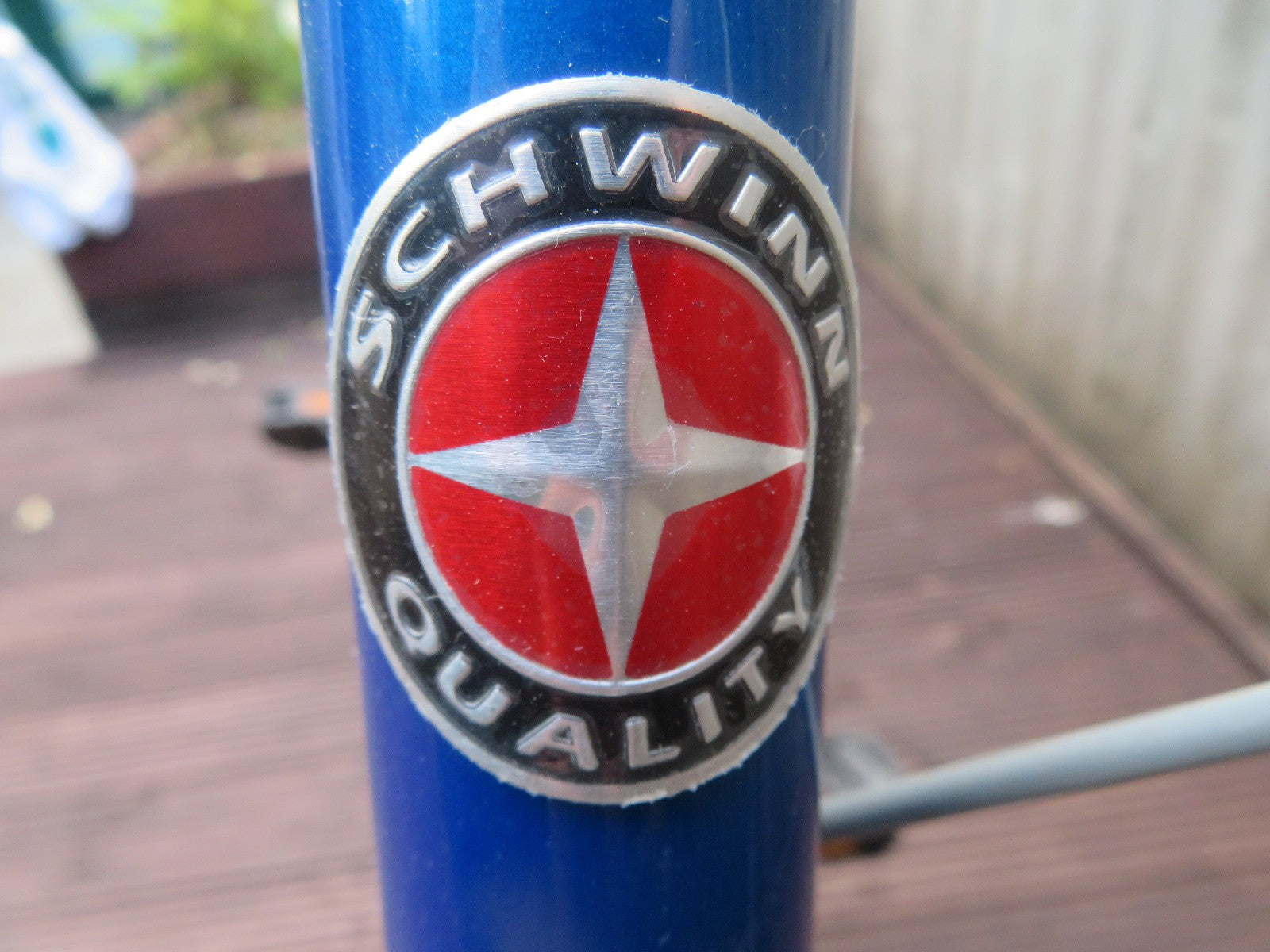 Schwinn Tango 20-inch 6-Speed Folding Bicycle