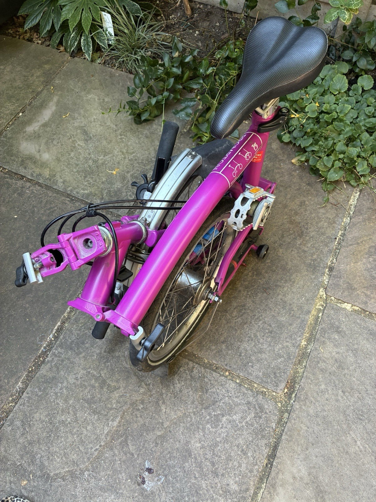 Brompton Folding Bike 3-Speed Limited Addition ‘ Berry Crush’ Little Used