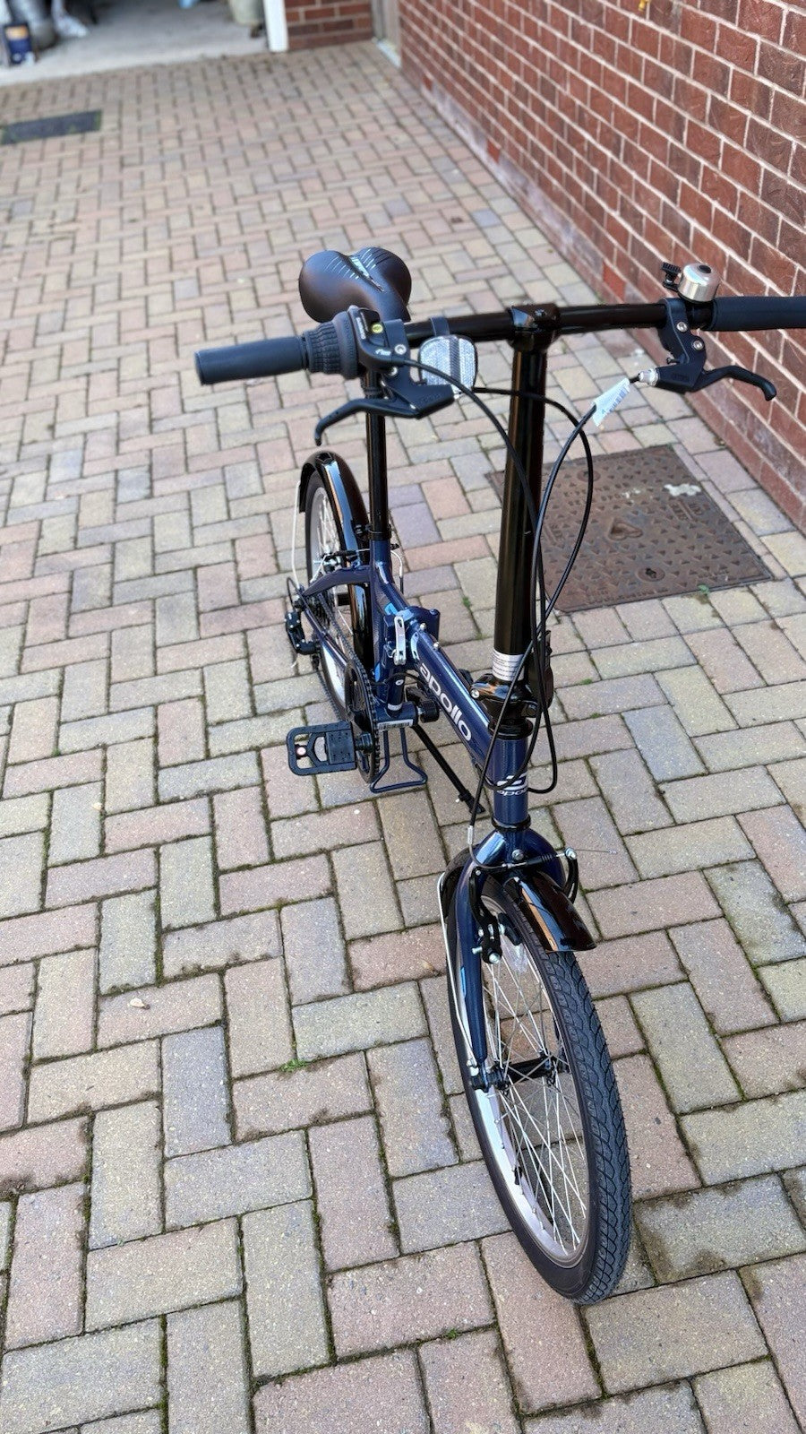 Apollo TranSport 20in Folding Bike Blue/Black Mudguards Reflectors V-Brakes