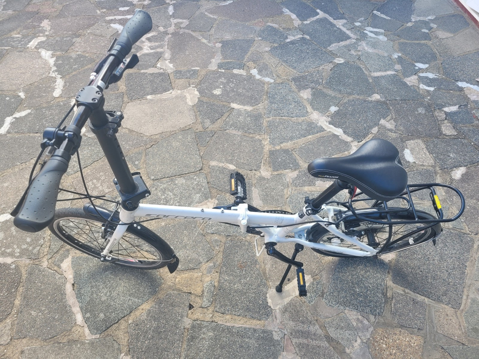 Carrera Transit Folding Bike 20” Wheels 8 Speed Alloy Frame Rack LOCAL DELIVERY