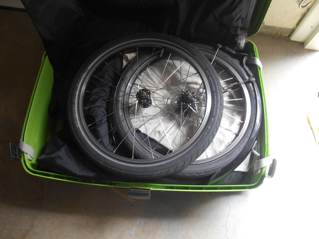 Tern folding bike Flight Suit & Samsonite case for foreign travel with your bike