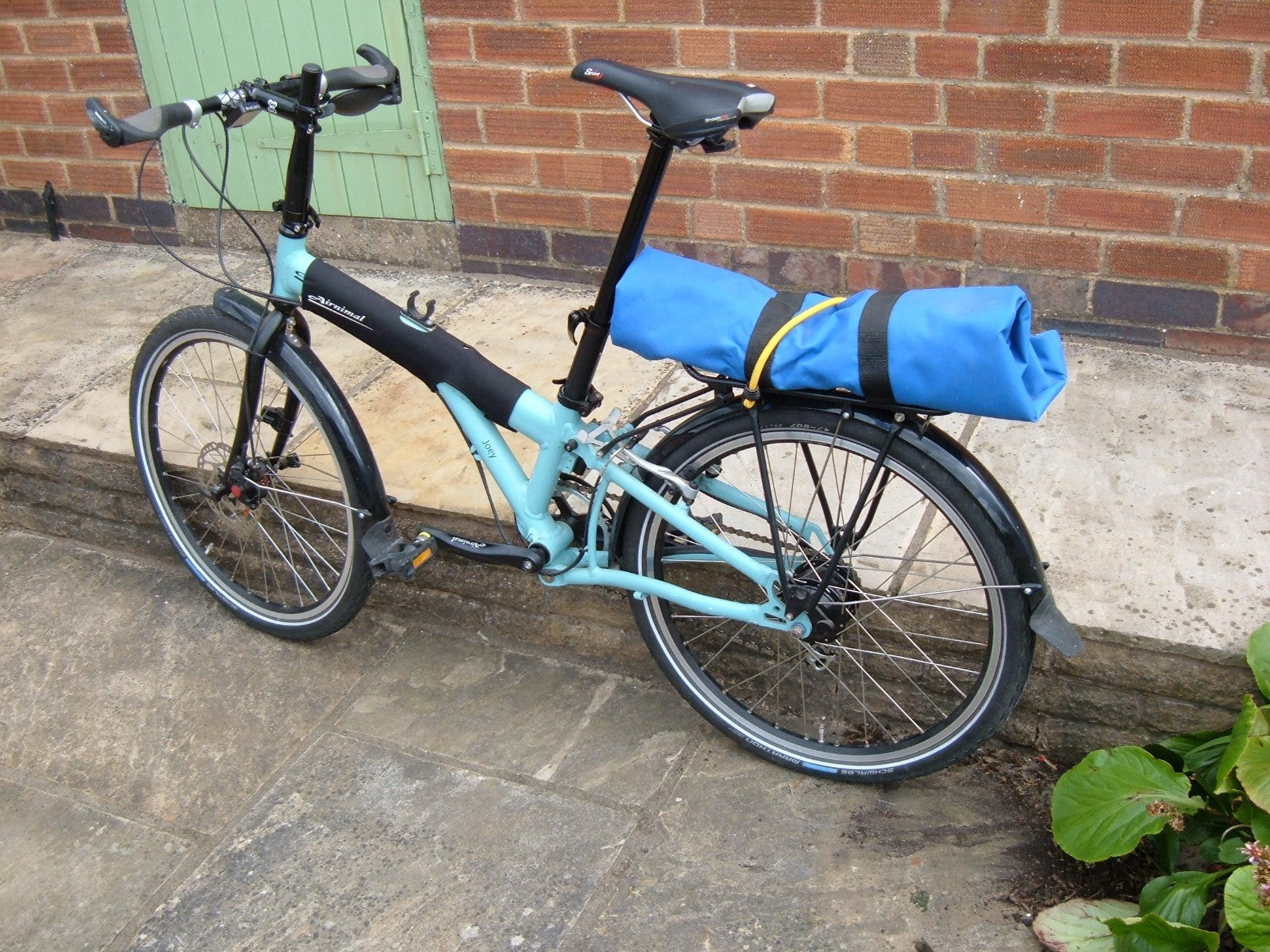 Folding bike with fitted bag