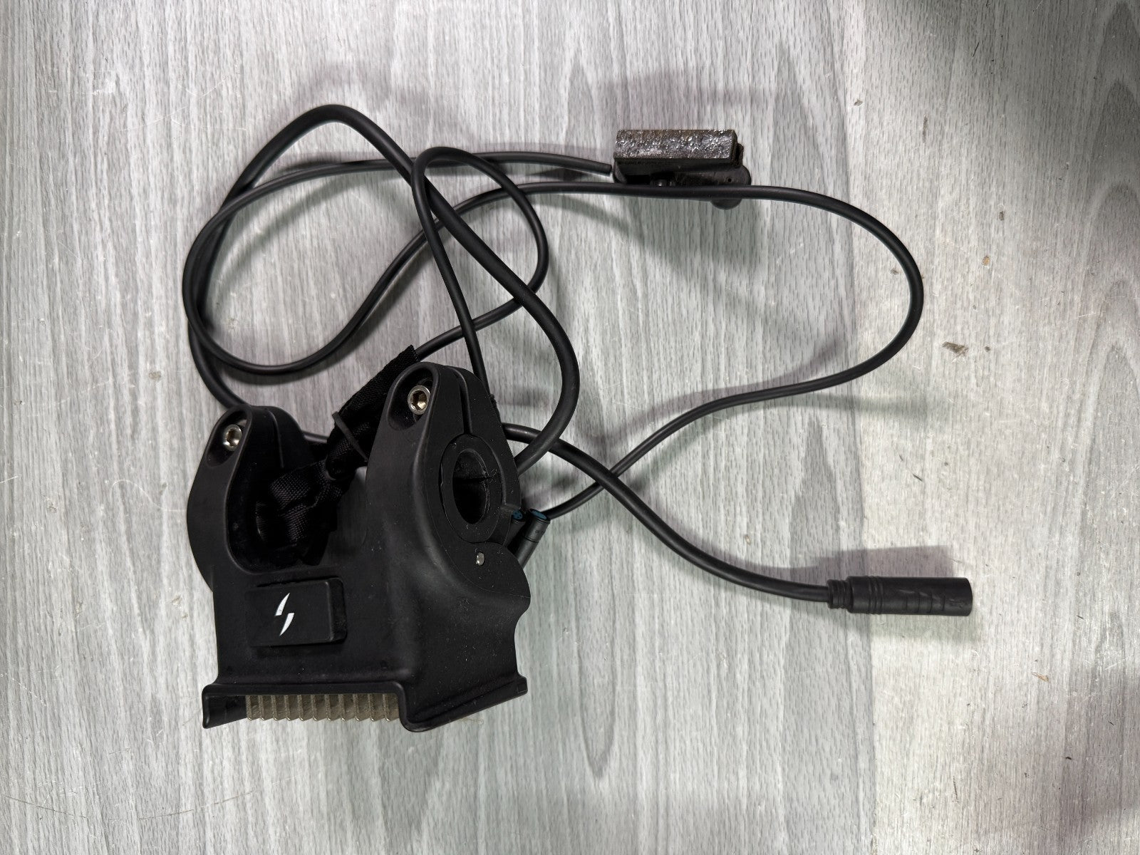 Swytch Electric Bike Conversion Kit for Brompton Folding Bike – Battery + Motor