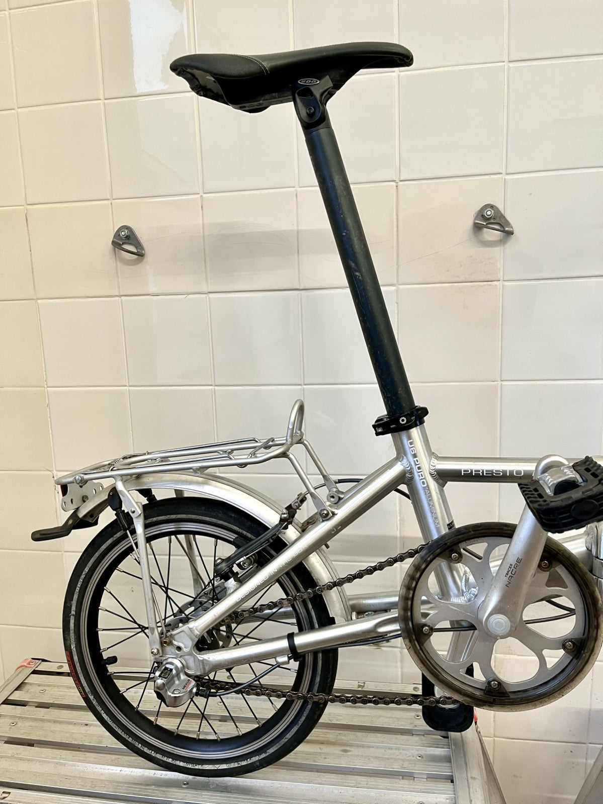 Dahon Presto Lite 16" Folding Bike come with every spare and accessory needed.