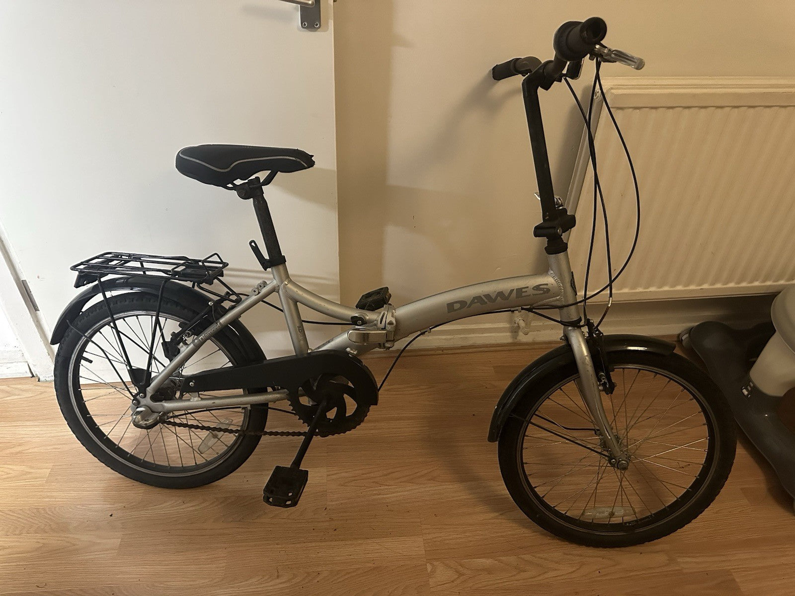 Dawes Folding Bike – 20” Wheels – Good Condition (Needs Minor Attention)