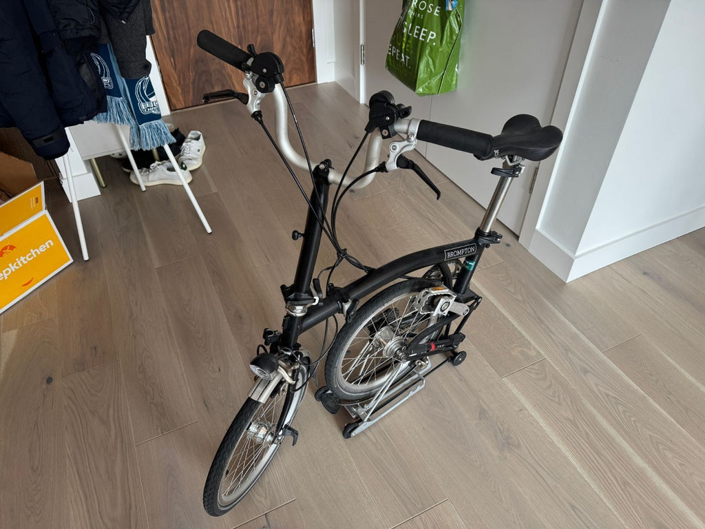 Brompton M6R Folding Bike with Luggage Rack 6 Speed Excellent Condition