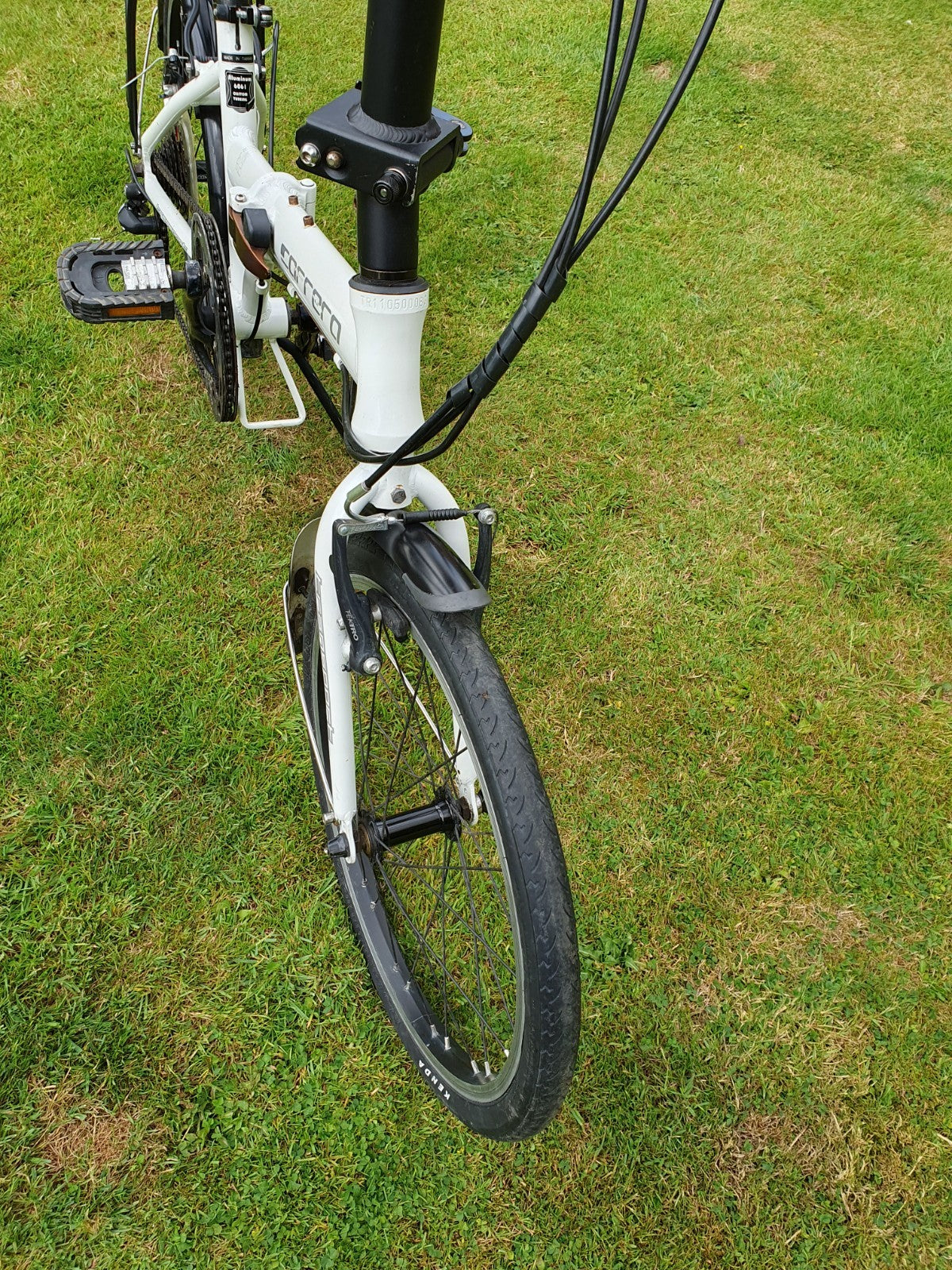 Carrera Transport 8-Gear Folding Lightweight Aluminium Bicycle
