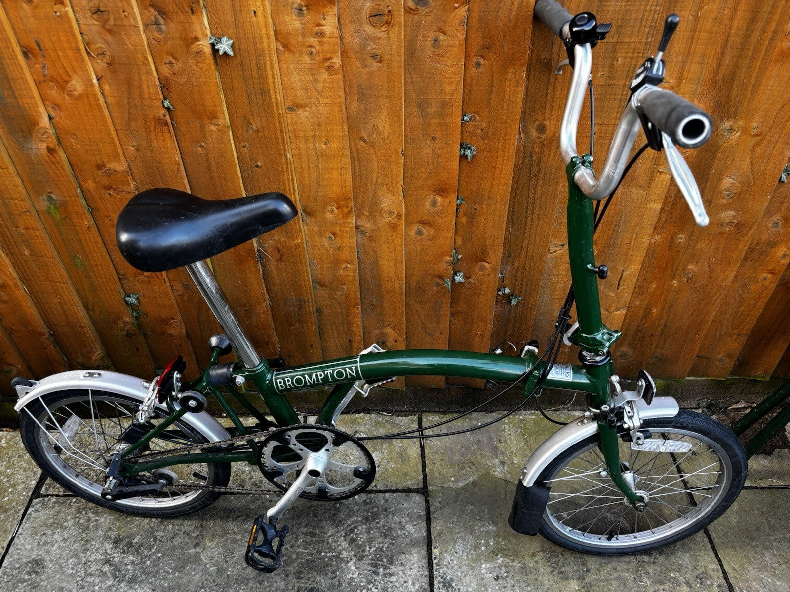 Brompton Folding Bike 3-Speed racing  green great condition