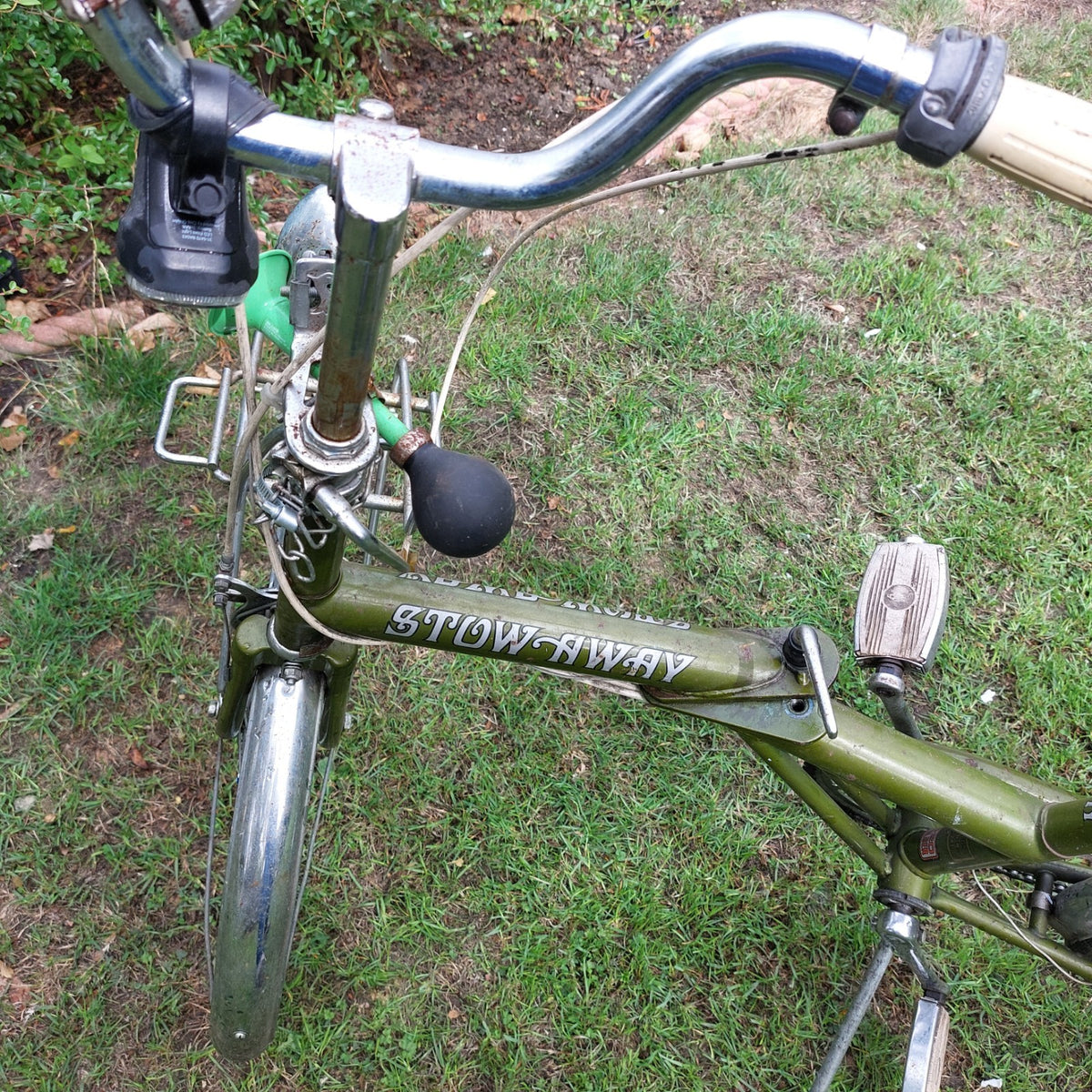 Raleigh Stow Away Folding Bicycle   Green   Vintage