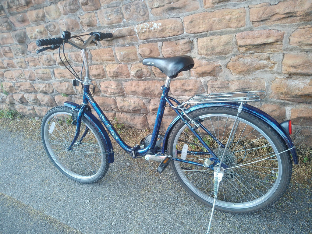 avelo x row folding bike 24-inch wheels