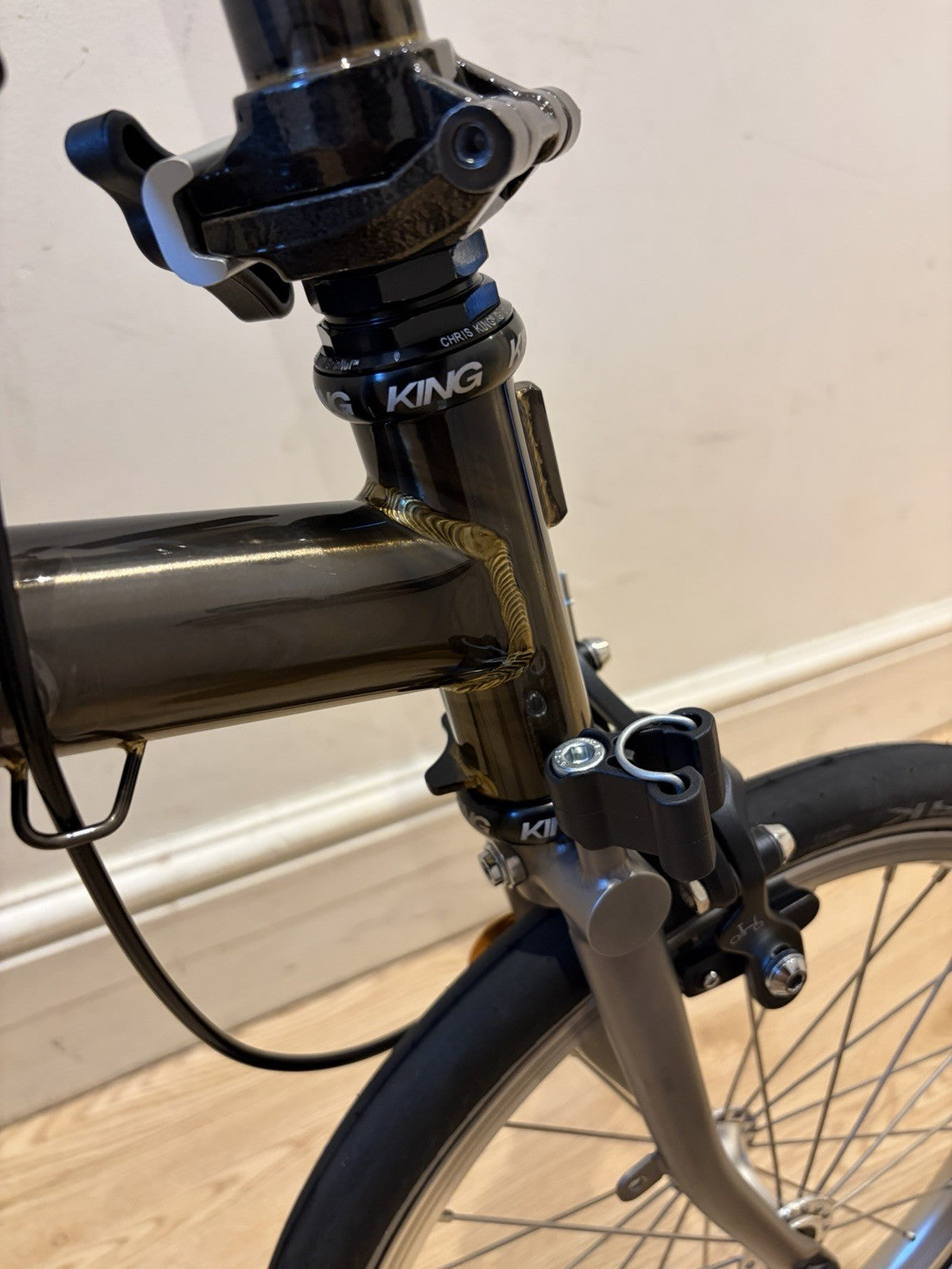 Brompton Folding Bike 16 in Wheels black lacquer 6 speed  Unisex Adults bike