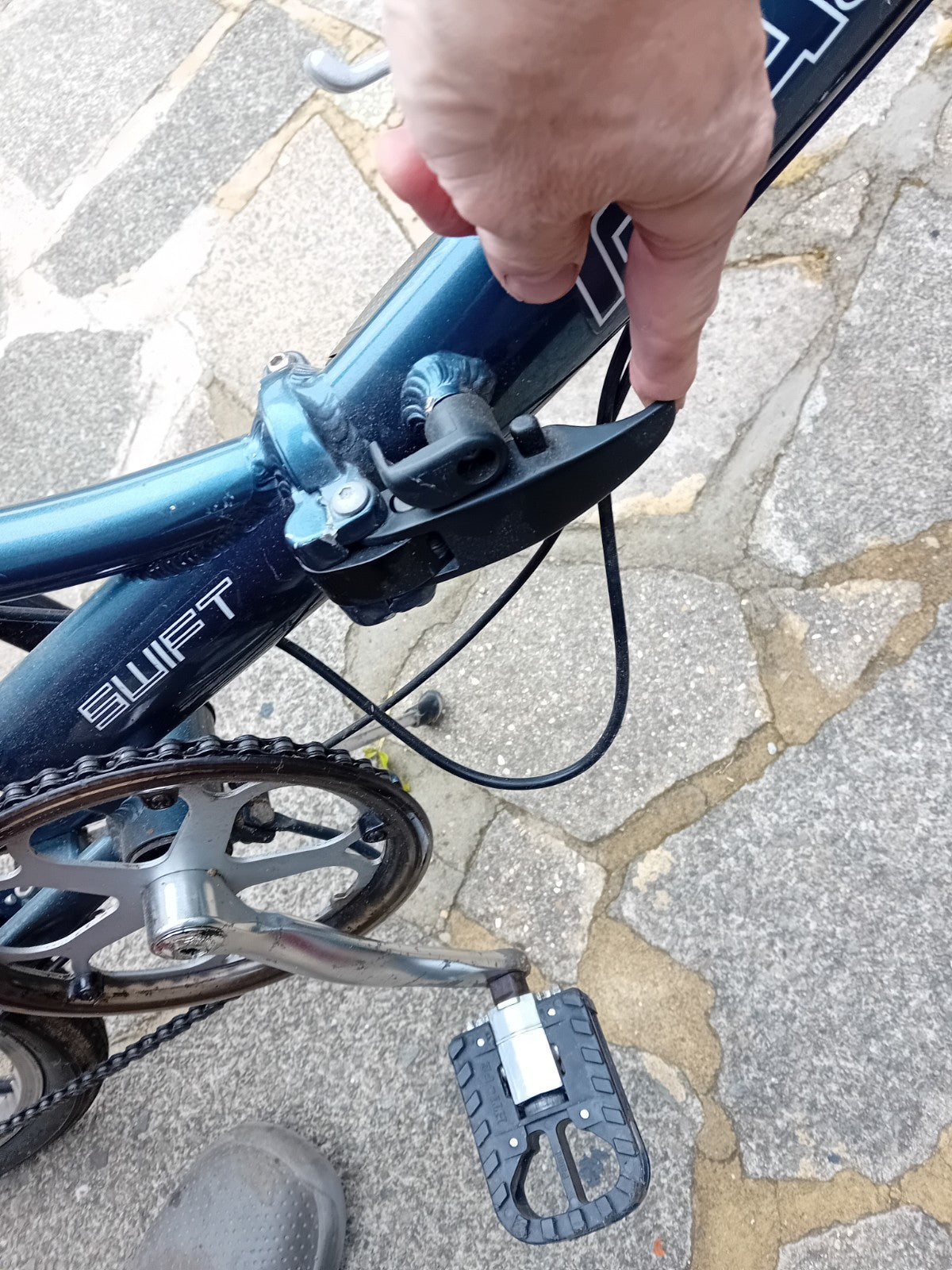 Raleigh Swift Folding Bike