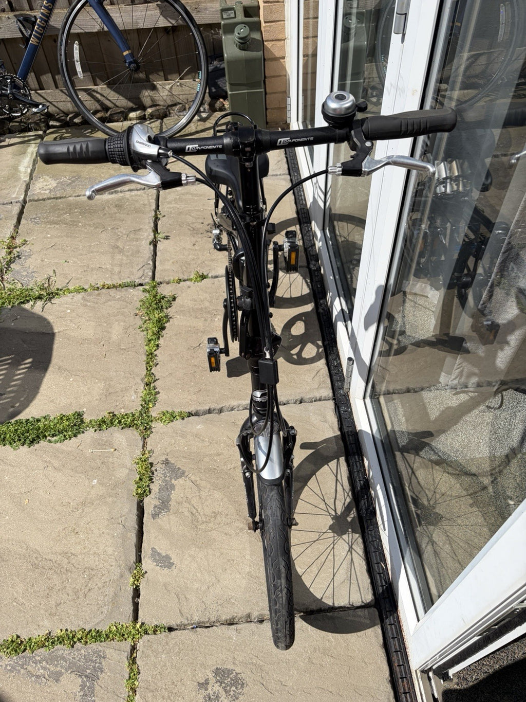 Carrera Intercity 20in Folding Bike Black/Silver Rear Rack Mudguards V-Brake