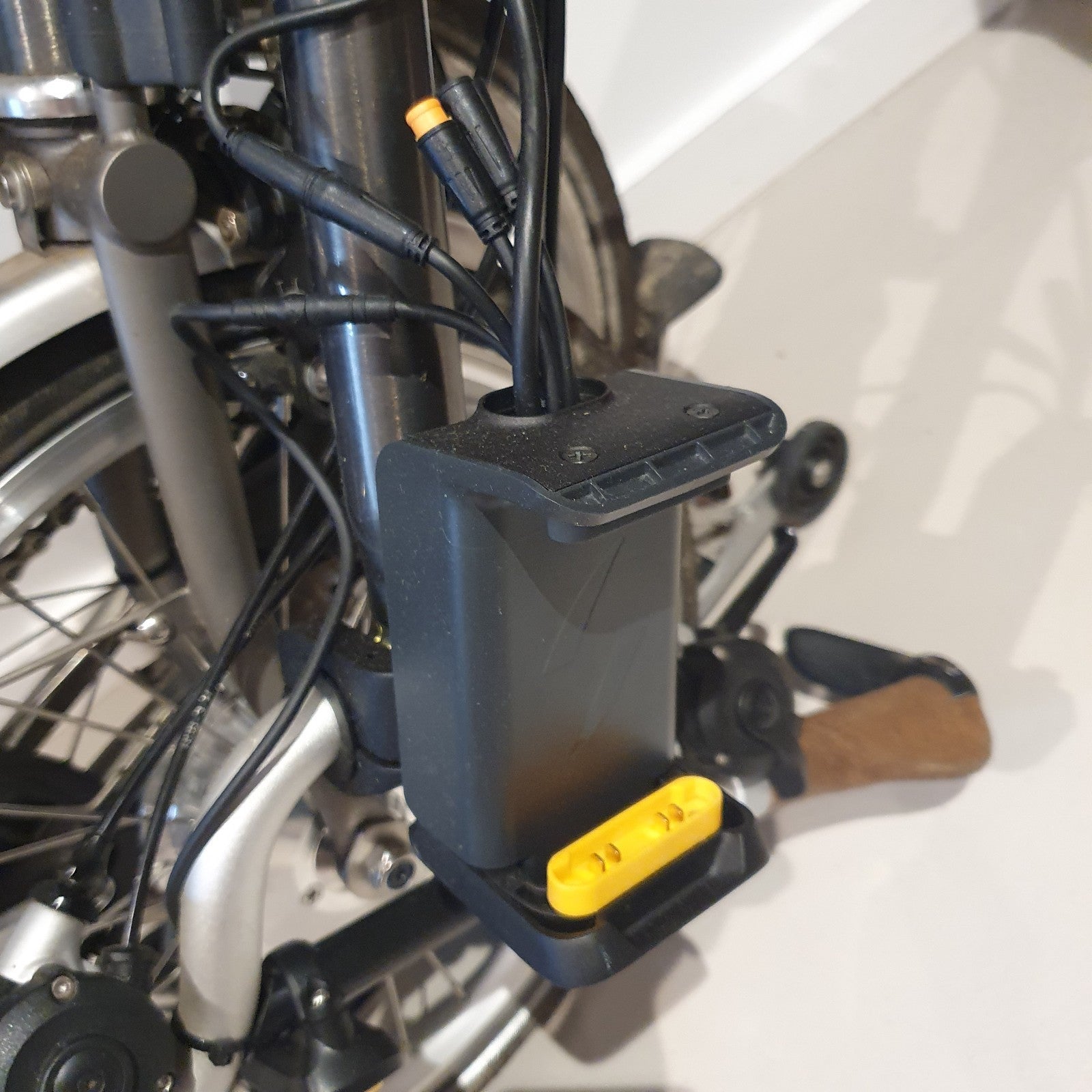 Brompton Folding Bike 2020, Swytch Kit, Lightweight, 6 Speed, Raw Lacquer & More