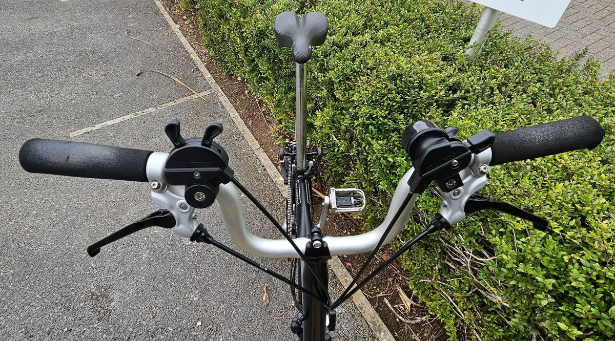 Brompton M6L Folding Bike - Black, 6 speed, includes extras