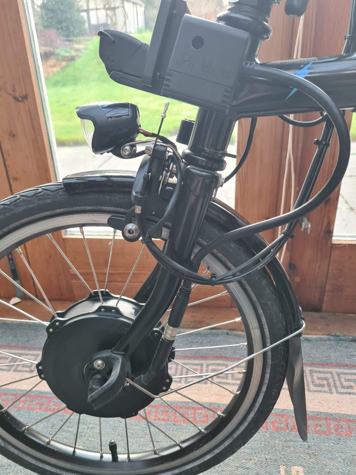 Brompton Electric C Line - 6 Speed - Mid Black + City bag