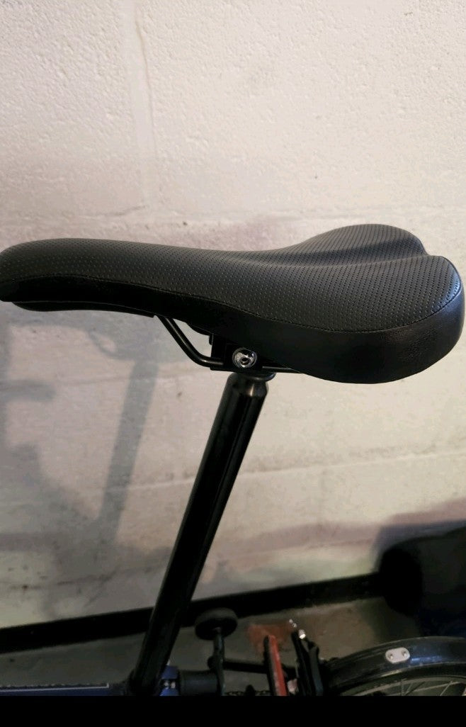2023 Brompton Electric C Line Explore 6 Speed + Brompton large bag, VGC