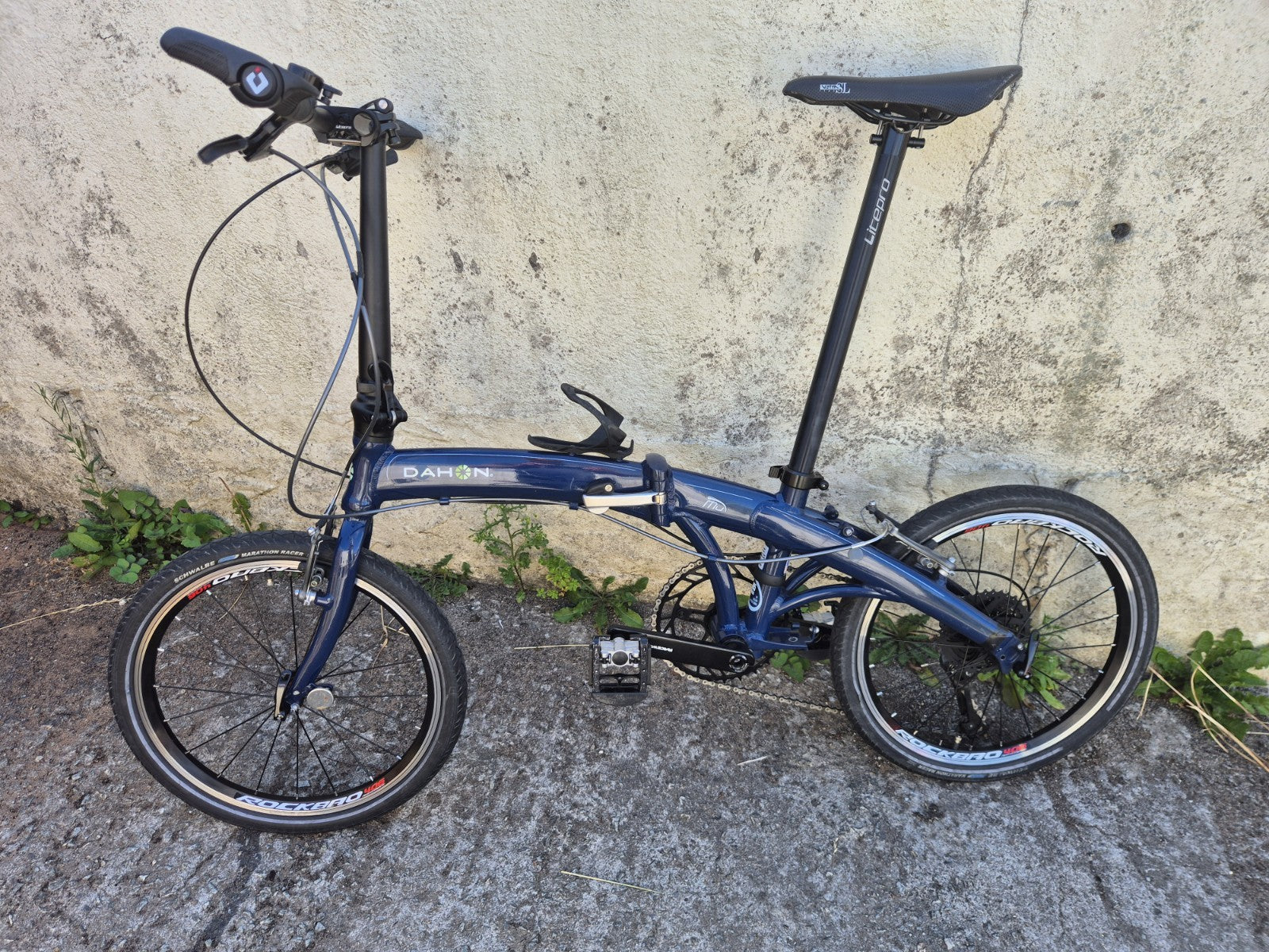 Dahon Mu P8 Custom Build Super Lightweight 9 Speed