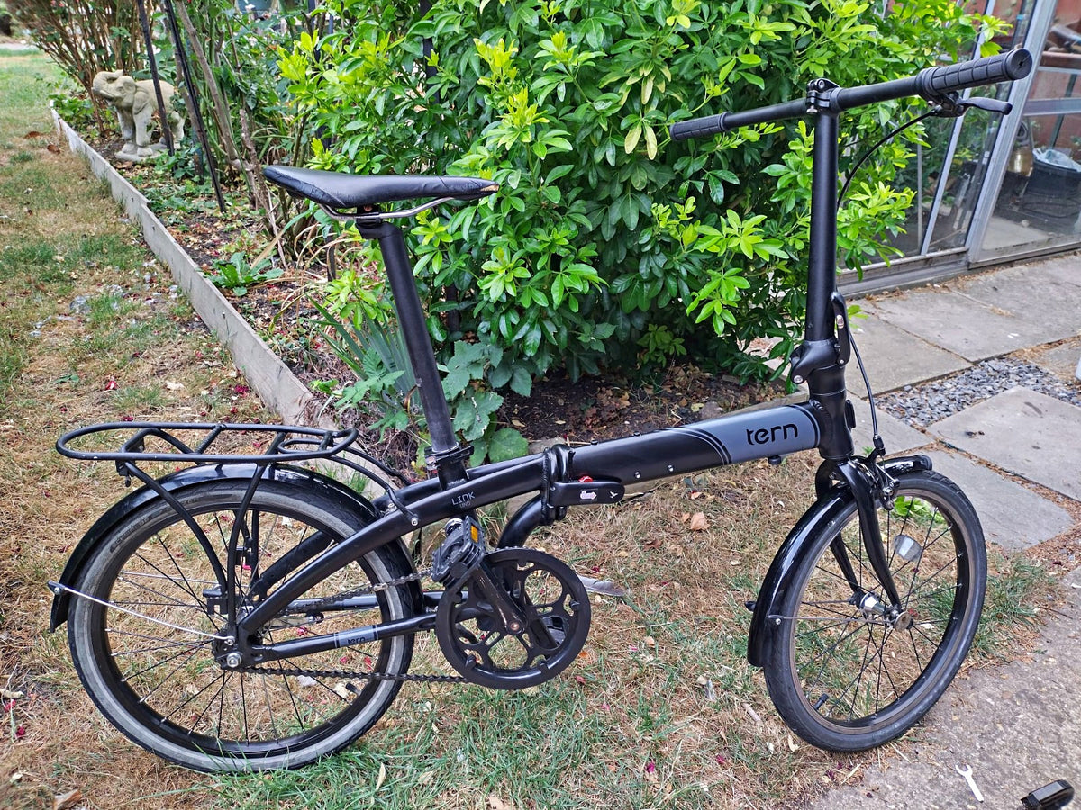 Tern Link Uno 20in Folding Bike Black with Mudguards & Rear Rack