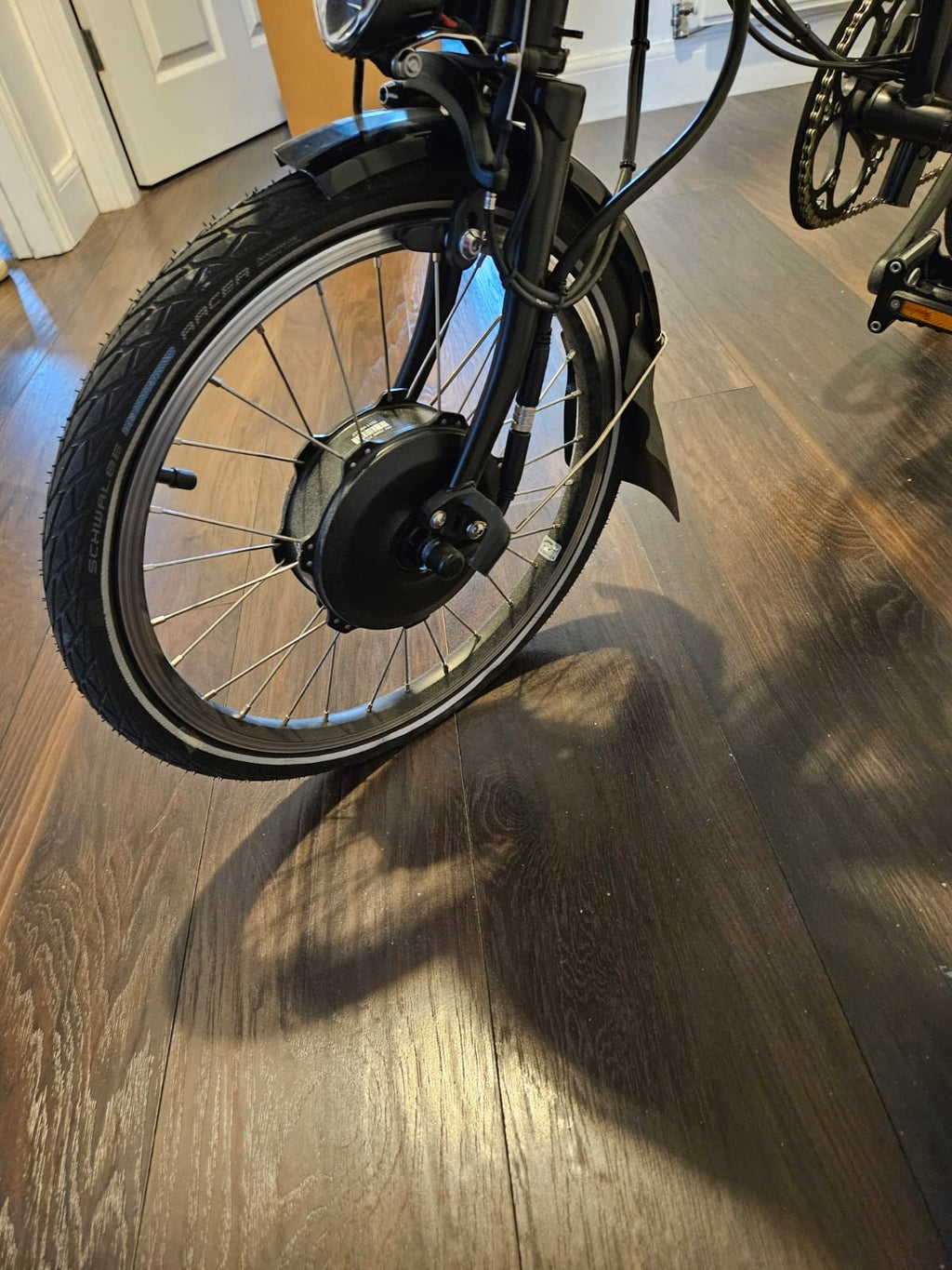 Brompton Electric C Line Explore, 6-Speed, Black, High Handlebar 2023
