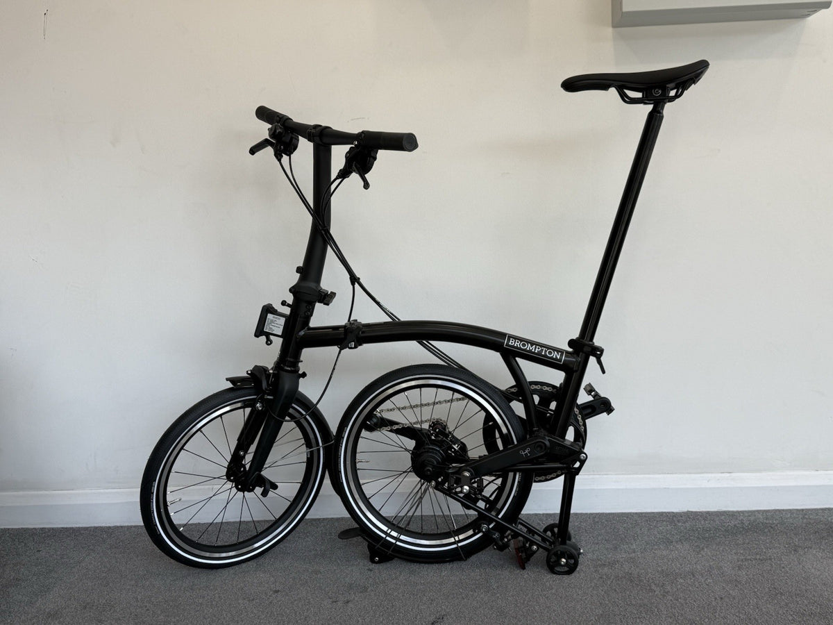 Brompton Folding Bike 12 Speed P Line Low Bar Excellent Condition Black Colour