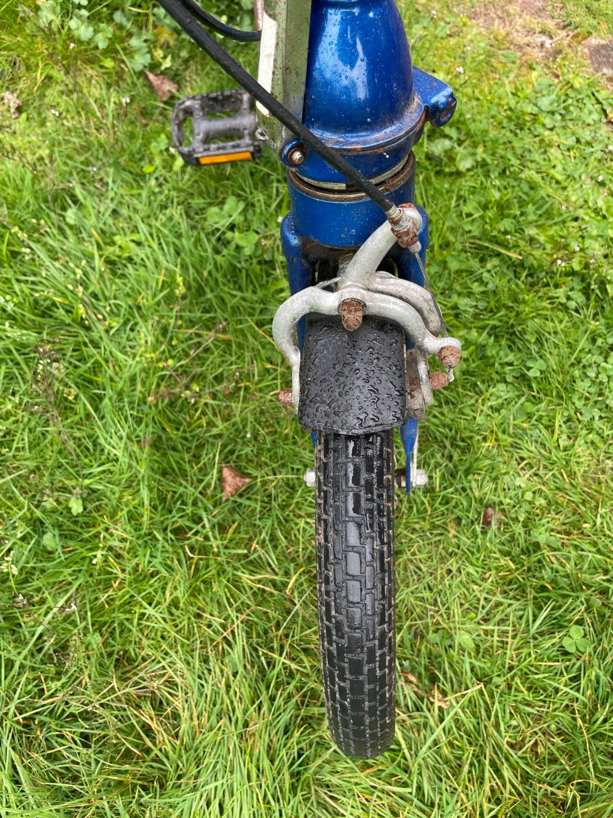Dahon folding bicycle used.
