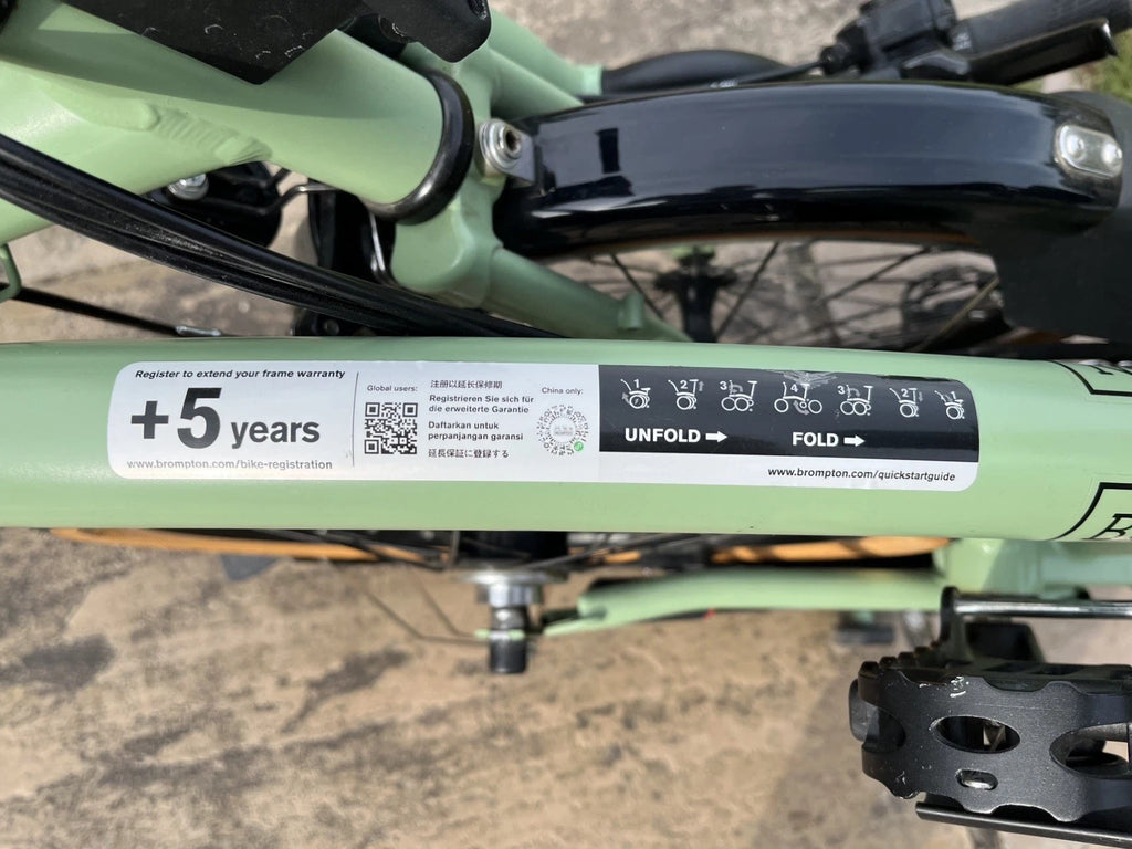 Brompton C Line H6R (6 Speed) folding bicycle - SAGE GREEN (MINT CONDITION)