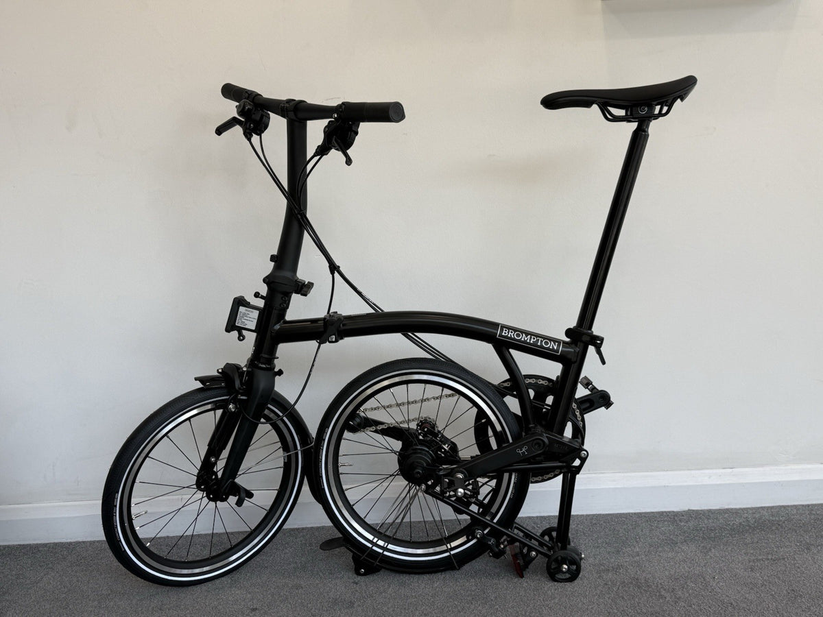 Brompton Folding Bike 12 Speed P Line Low Bar Excellent Condition Black Colour