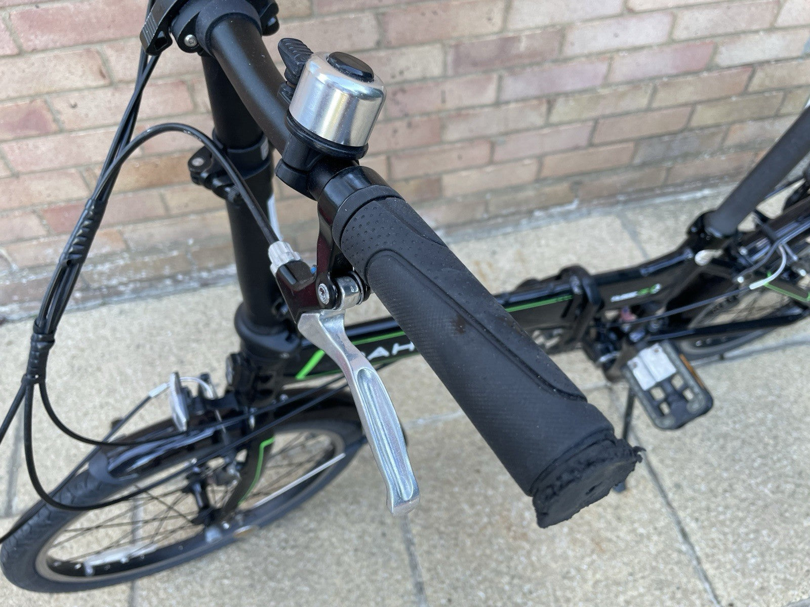 Dahon Vitesse D8 Folding Bike