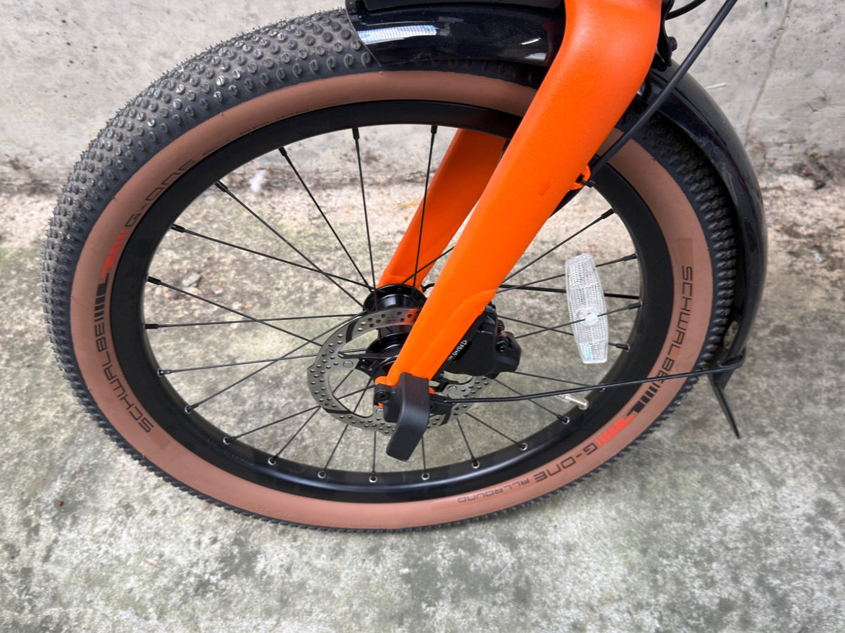 Brompton G Line - 4 SPEED  and extras package Size Large - Adventure Orange