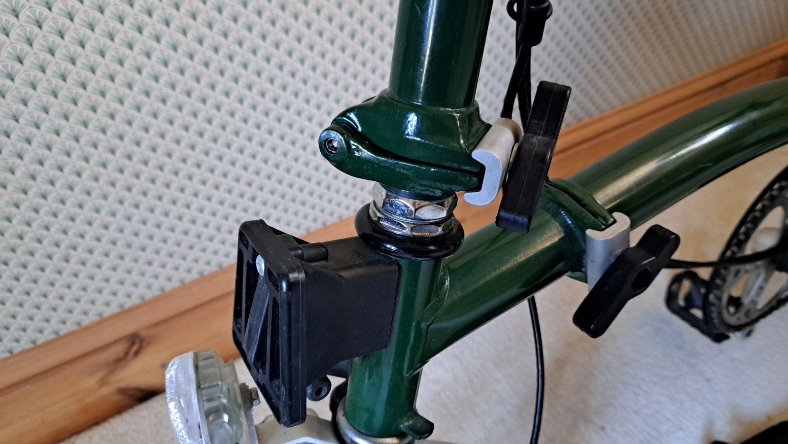 Vintage Brompton M3L . 3 Speed. Racing Green. FRONT BAG. VGC. Stored for 20years