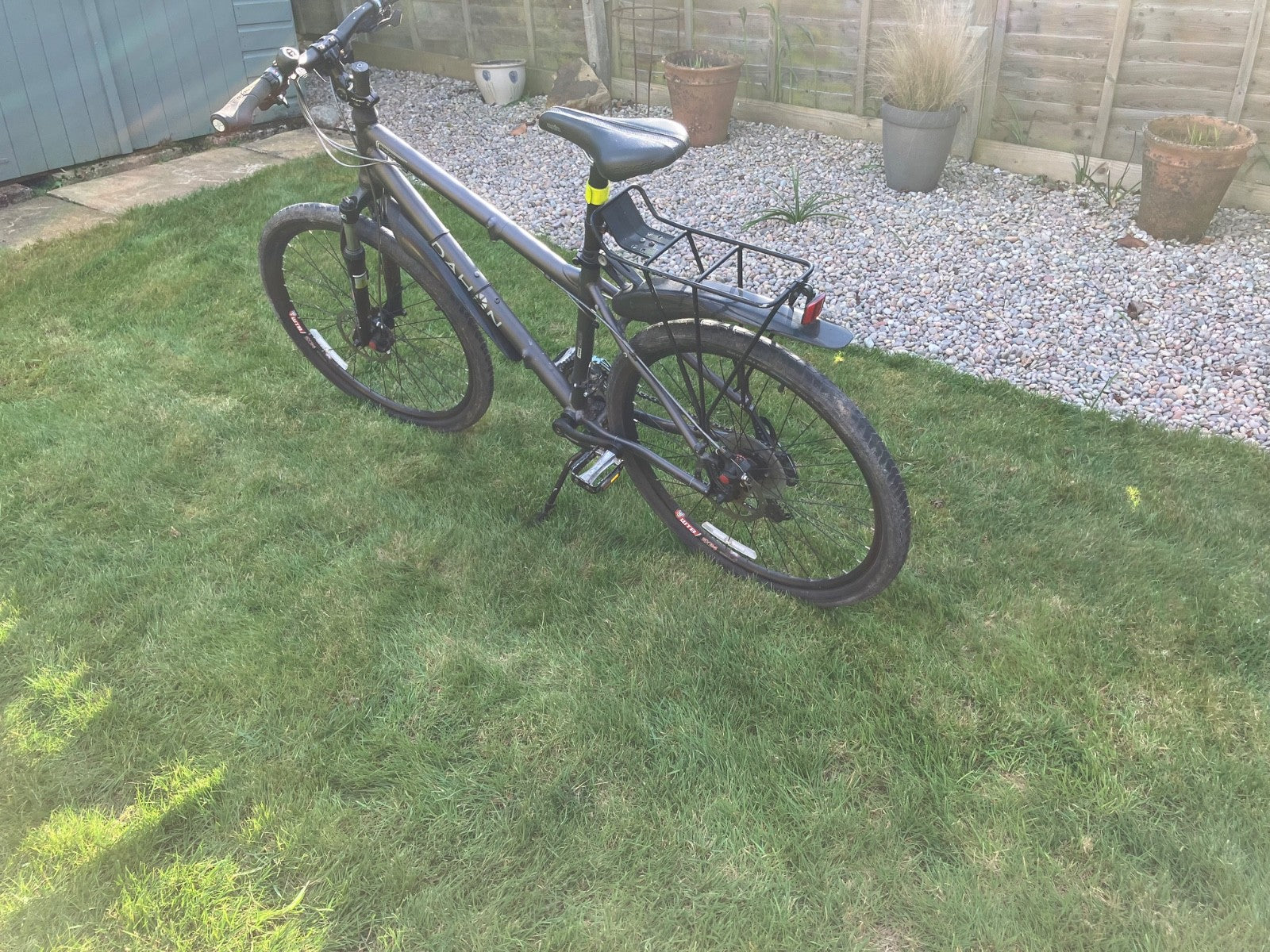 Dahon Matrix 2011 full size folding bike bicycle, 24”Wheel Disc Brakes 21Speed