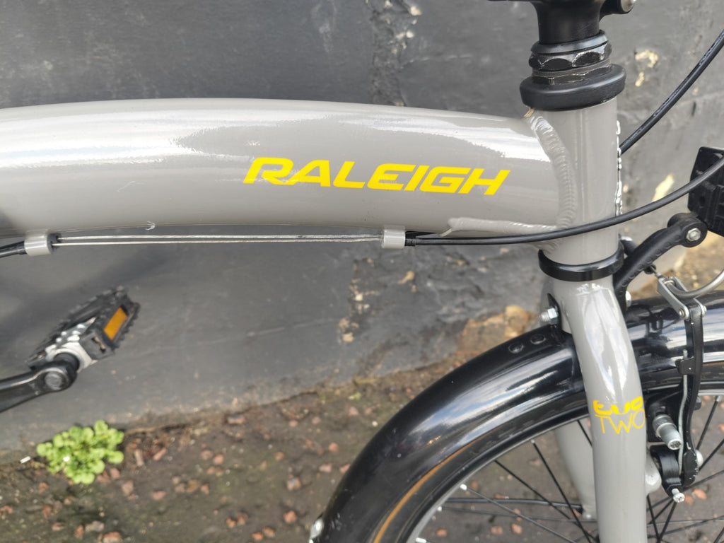 Raleigh Evo Two Folding Bike Aluminium FullyAdjustable Handlebars Seat Great Con